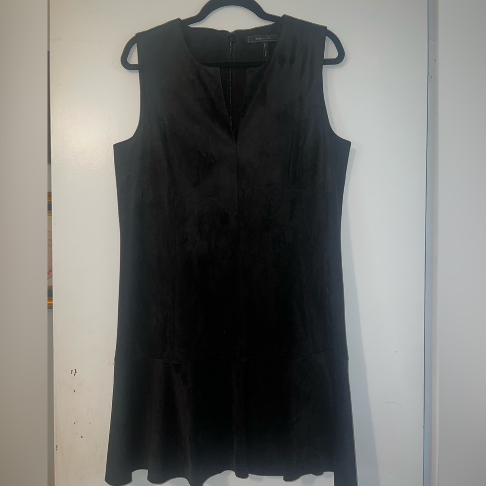BCBGMaxAzria Black Sheath Mini Dress V-Neck Sleeveless Suede